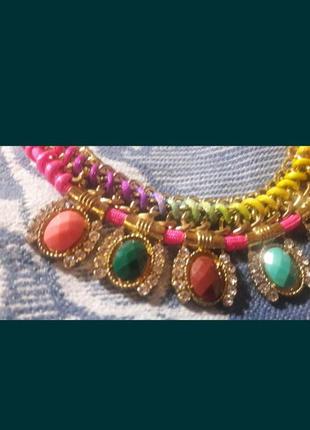 Калье из верёвочек, цепочек с камнями радужное цветное ожерелье летнее4 фото