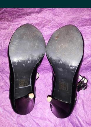 Туфли cario pazolini кожаные лаковые на каблуке шпильке 36 босаножки3 фото