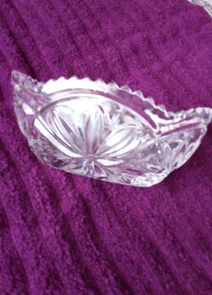 Кришталева цукерниця