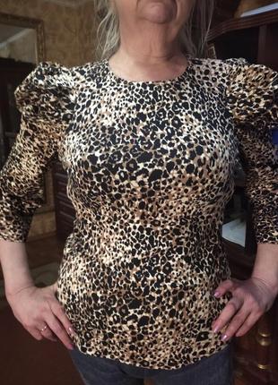 Очень красивая леопардовая кофта блуза на 50-54 укр2 фото