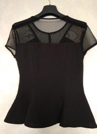 Красивая блуза баска бренда guess,размер м1 фото