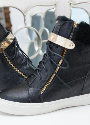 Теплые сникерсы на танкетке giuseppe zanotti