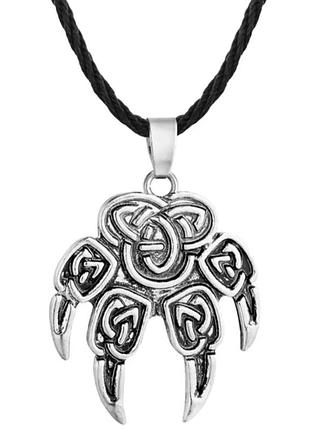 Оберег в скандинавском стиле лапа викинг кельты