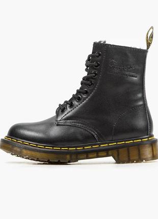 Женские высокие кожаные ботинки с мехом dr.martens classic black хутро3 фото