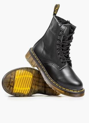 Женские высокие кожаные ботинки с мехом dr.martens classic black хутро8 фото