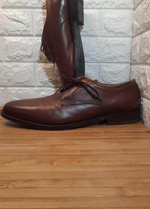 Туфлі john lewis