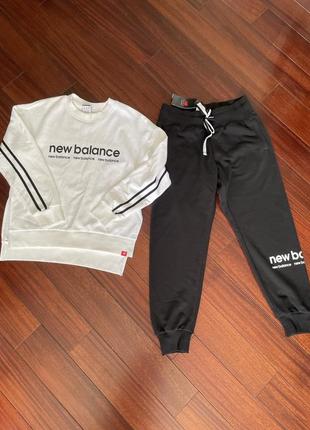 Спортивний костюм new balance