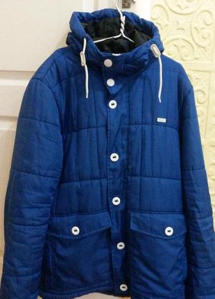 Куртка демісезонна