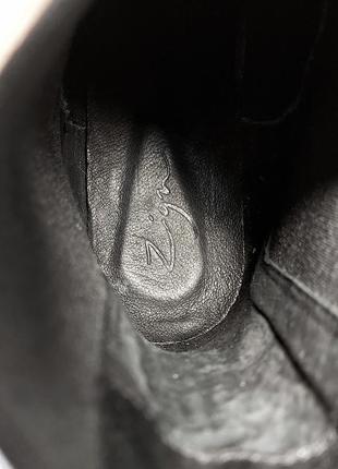 Новые! кожаные демисезонные челси (ботинки) 42 р (28 см) от zign