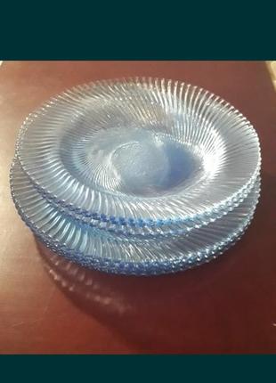 Тарелки ребристые стеклянные голубые обеденные прозрачные