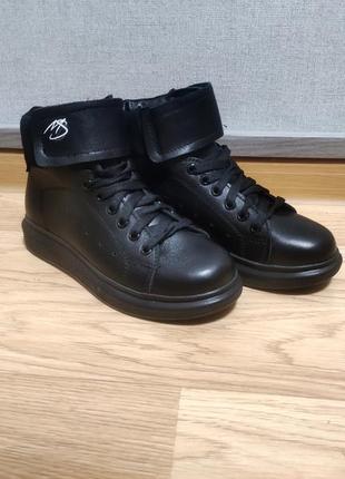 Новые женские ботинки маленокого размера, 33 размер