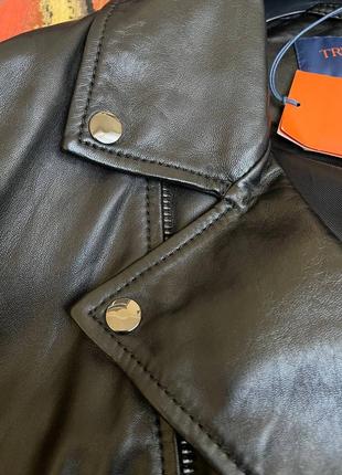 Кожаная куртка trussardi 56 размер