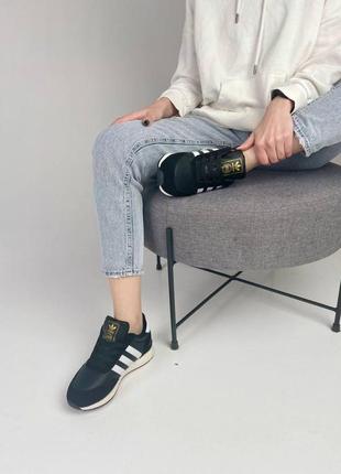 Жіночі кросівки adidas iniki black white 8 / smb4 фото