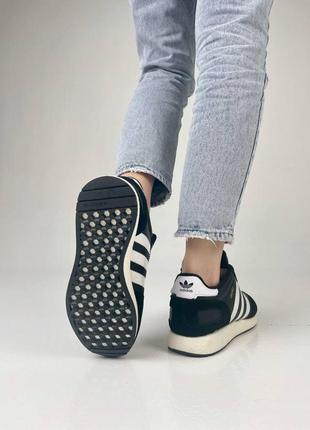 Жіночі кросівки adidas iniki black white 8 / smb9 фото
