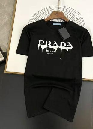 Футболка prada