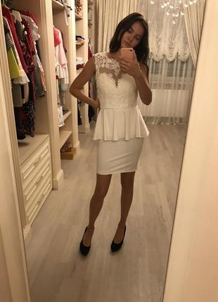 Сукня ручної пошиття