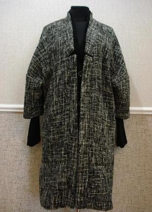 Твідове демісезонне пальто