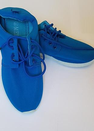 Кросівки підліткові р.39