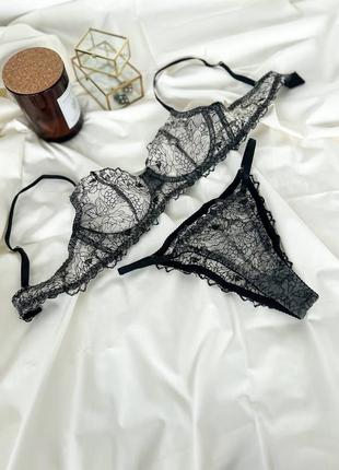 Мереживна білизна на кісточках, комплект білизни бюст на кісточках та трусики з мережива