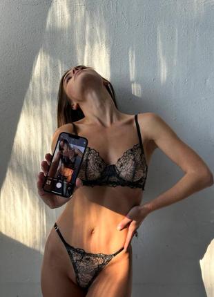 Мереживна білизна на кісточках, комплект білизни бюст на кісточках та трусики з мережива