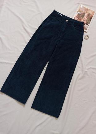 Укороченные вельветовые брюки на высокой посадке из лимитированной коллекции4 фото