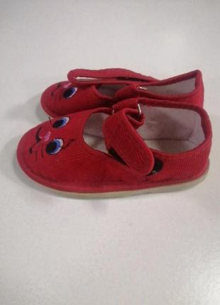 Капчики дитячі для дівчинки садочок 2