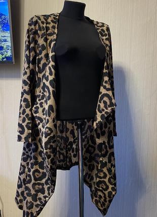Леопардовое платье на запах4 фото