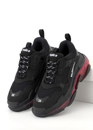 Женские кроссовки в стиле balenciaga triple s