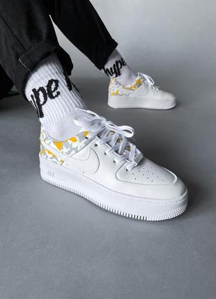 Шикарные женские кроссовки nike air force shadow white/yellow белые с жёлтым