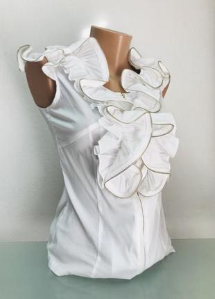 Блуза рубашка без рукава женская с воланом белая приталенная2 фото