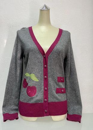 Кофта жіноча gimalaier на ґудзиках сіра з аплікацією