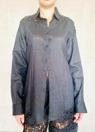 Рубашка блуза женская черная льняная с длинным рукавом и ажурными вставками.3 фото