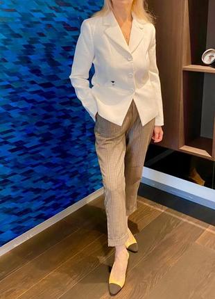 Пиджак классический женский белый приталенный модный стильный2 фото