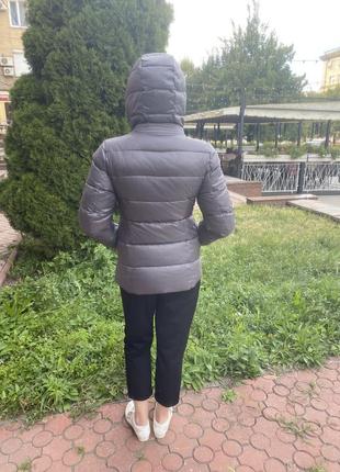 Куртка пуховик жіночий сірий короткий на блискавці з капюшоном finebabycat5 фото
