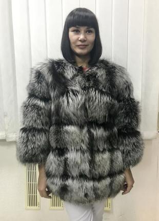 Шуба натуральная из меха лисы