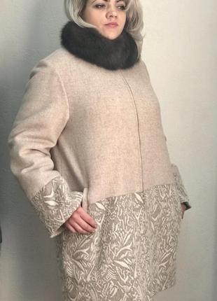 Пальто зимове жіноче кашемірове беж із коміром із соболю розмір+