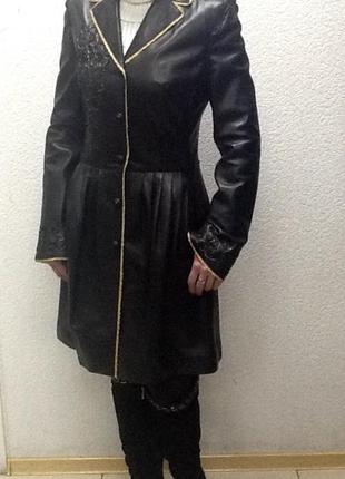 Пальто кожаное натуральное женское adamo черный1 фото