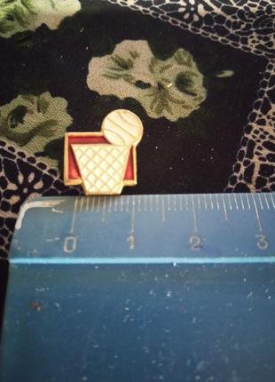 Брошь значок  мини "баскетбол"винтаж3 фото