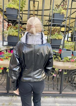 Кожаная женская куртка с мехом шиншиллы7 фото