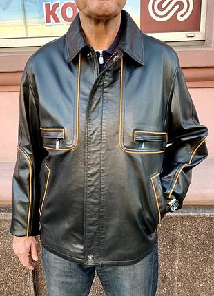 Куртка шкіряна натуральна чоловіча чорна на змійці з кантом демісезонна