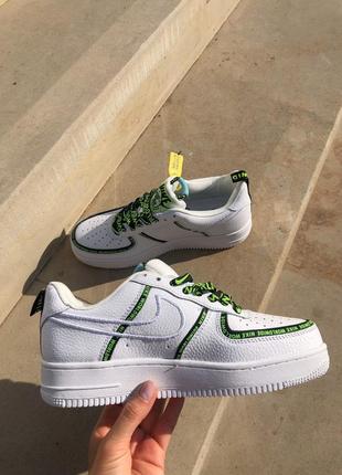 Крутые женские кроссовки nike air force 1 worldwide white/green белые с зелёным9 фото