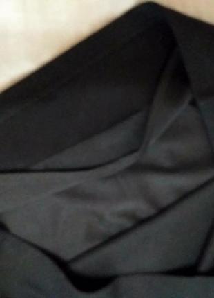 Элегантное чрное платье zara стрейч воротник бисер4 фото