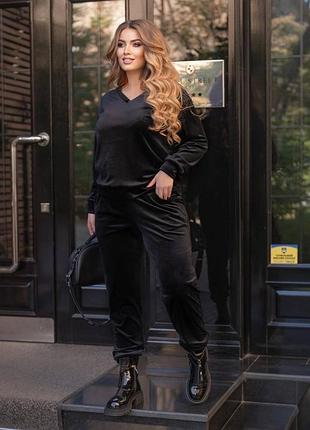 Костюм жіночий велюр