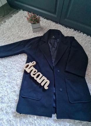 Пальто, синього коліру ,вкорочене