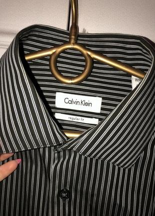 Брендова чорна сорочка в тонку смужку calvin klein *32/335 фото