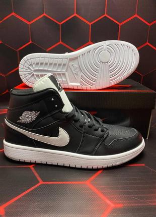 Кроссовки air jordan 1 retro high black white sw