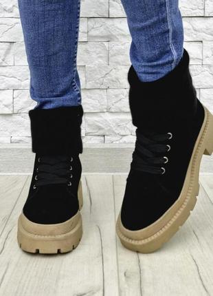 Женские замшевые ботинки хайтопы с довязом демисезонные черные6 фото