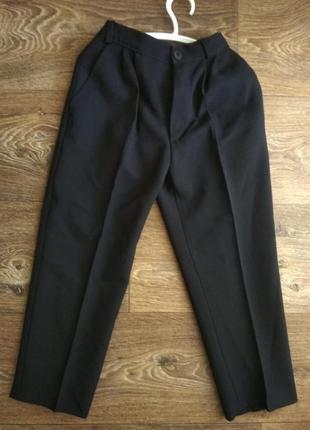 Штани у відмінному стані