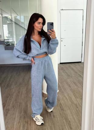 Костюм для прогулки