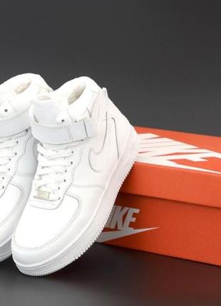 Женские высокие кожаные кроссовки с мехом nike air force#найк2 фото